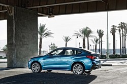 BMW X4 M40i image 17