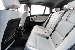 BMW X4 M40i image 69
