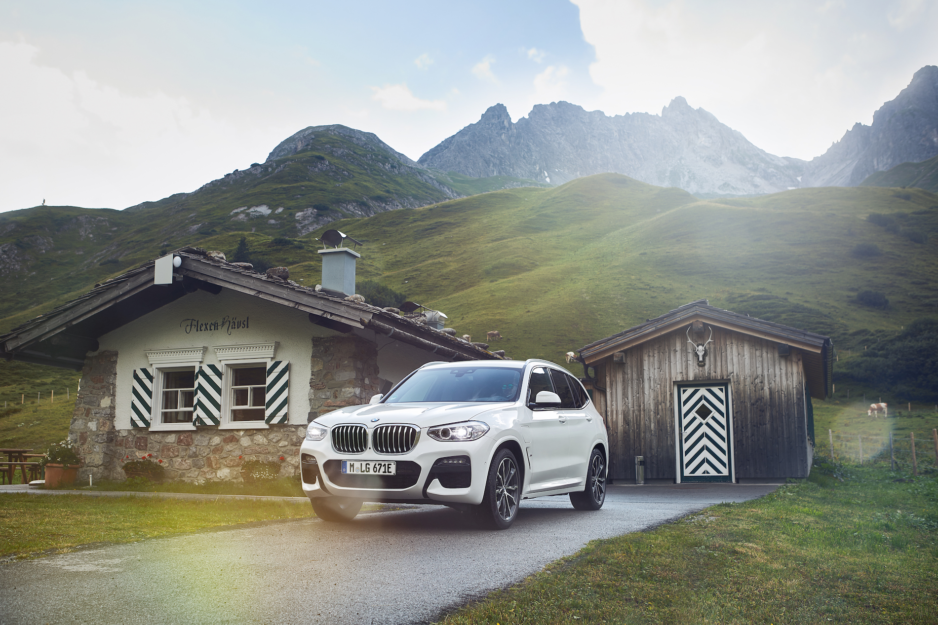 Name:  BMW_X3_xDrive30e_European_model_shown_(2).jpg
Views: 7154
Size:  2.01 MB