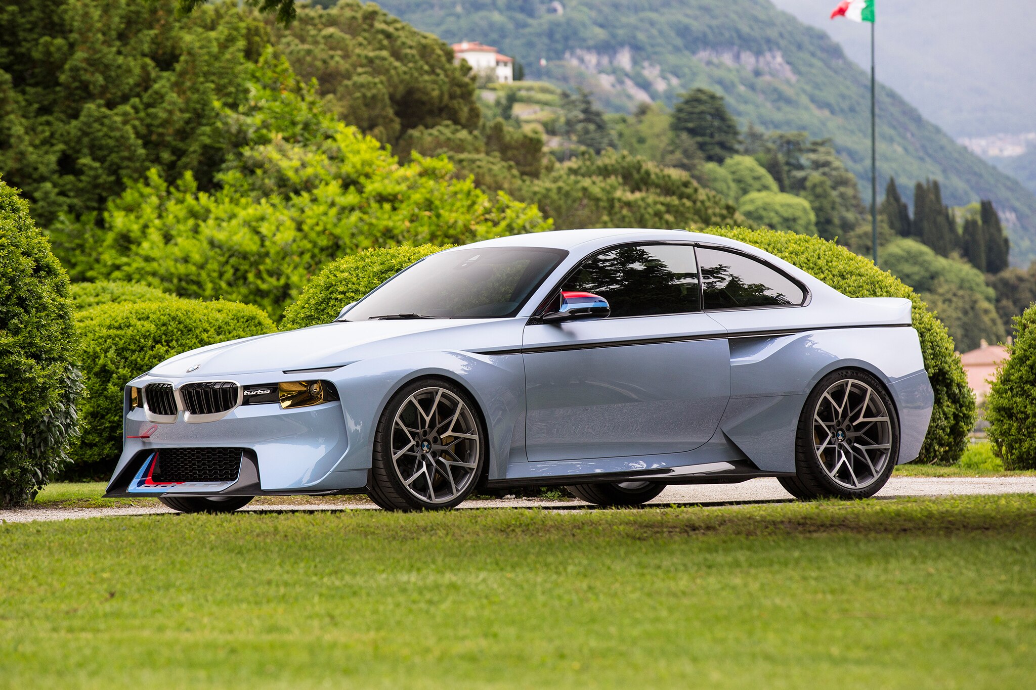 Name:  BMW-2002-Hommage-concept-front-three-quarter-04.jpg
Views: 943
Size:  585.2 KB