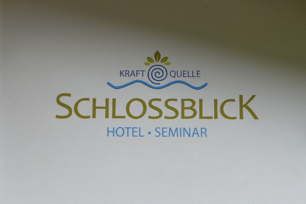 Name:  schloss Blick Hotel Kufstein   P1000990.jpg
Views: 10417
Size:  144.2 KB