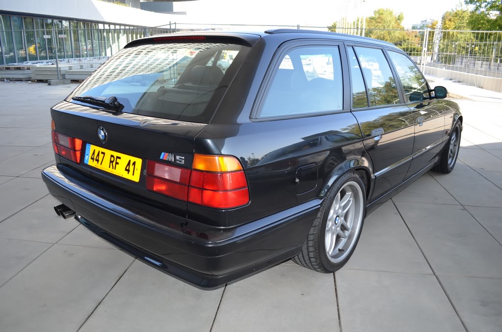 Name:  e34 M5 bonhams auction  DSC_0086.jpg
Views: 15271
Size:  120.5 KB