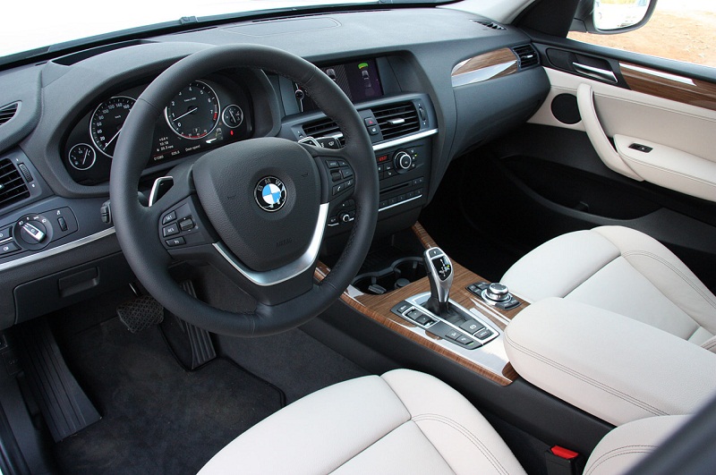 Name:  2011-BMW-X3-interior.jpg
Views: 3038
Size:  168.4 KB