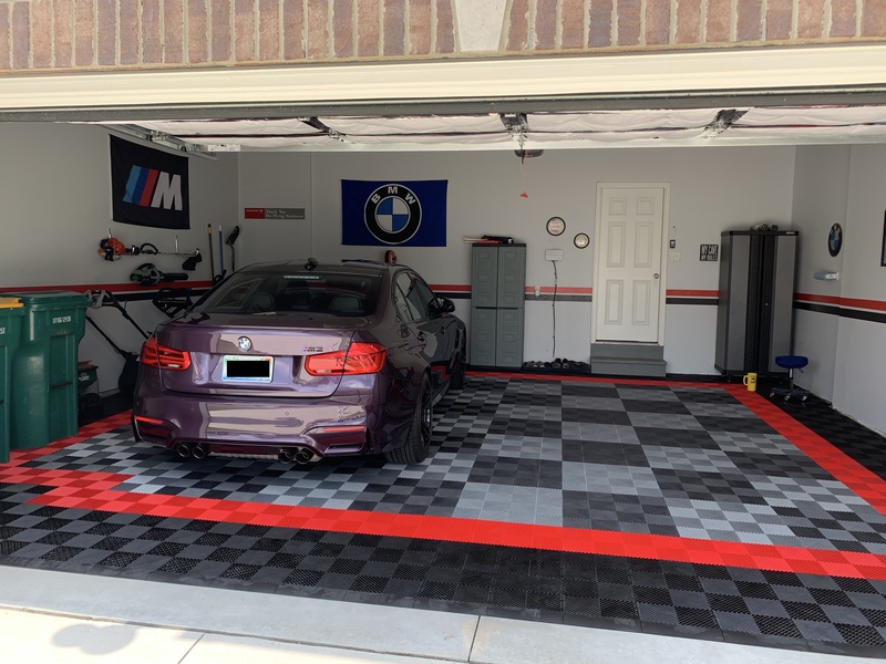 Name:  garage_and_car_800x600.jpg
Views: 1602
Size:  200.4 KB