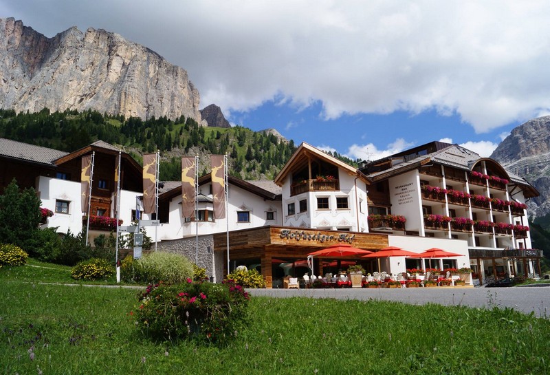 Name:  Sella  Hotel Kolfuschgerhof     10499343_704382849598048_534667051736844303_o.jpg
Views: 25523
Size:  155.6 KB