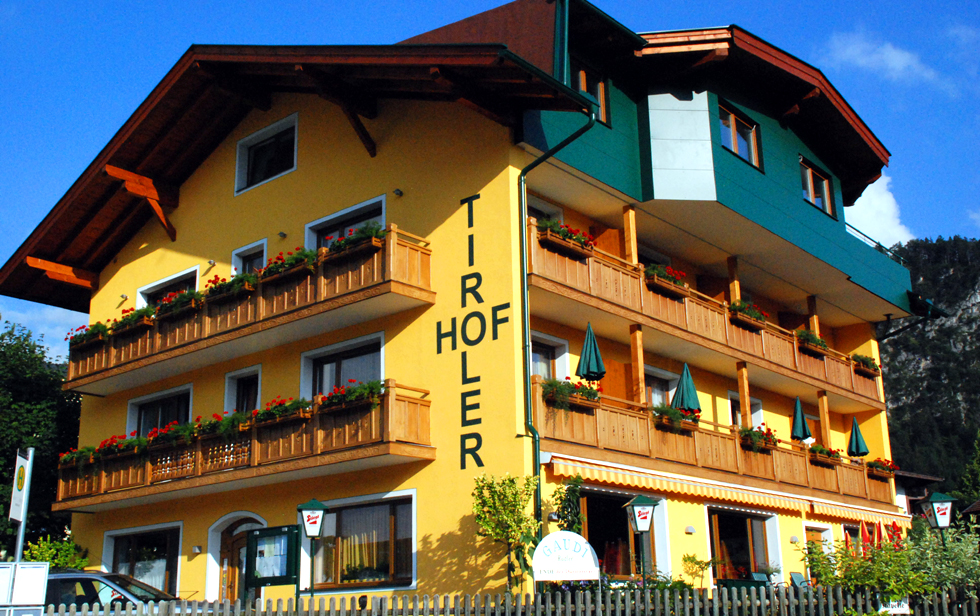 Name:  Tiroler Hof Kufstein  aussen.jpg
Views: 12091
Size:  768.4 KB