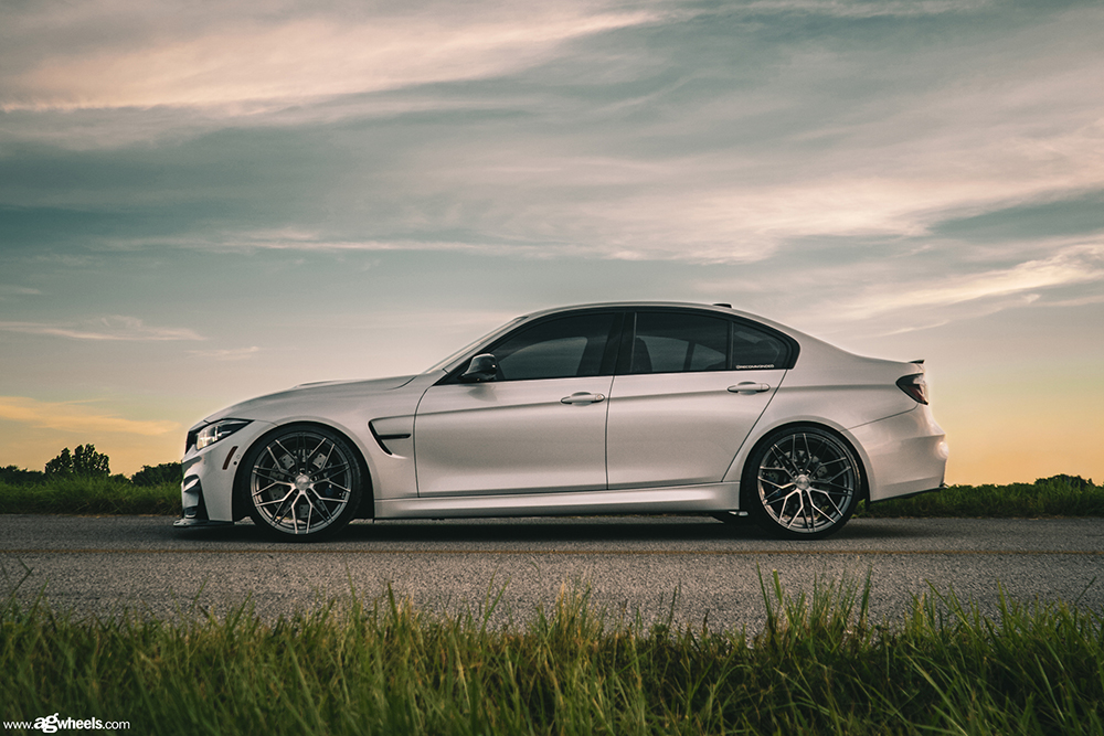 Name:  bmw-f80-m3-avant-garde-m520r-dark-graphite-metallic-02.jpg
Views: 69
Size:  531.5 KB