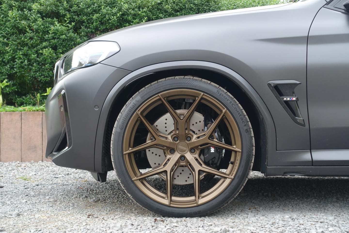Name:  bmw-x3m-with-bronze-vossen-hf5-wheels-4.jpeg
Views: 1130
Size:  206.5 KB