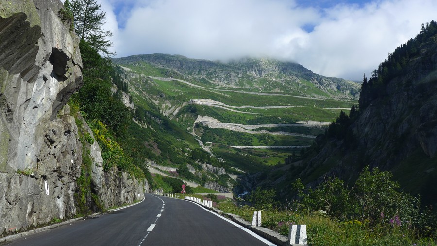 Name:  Furka Pass  P1080474.jpg
Views: 13054
Size:  181.5 KB