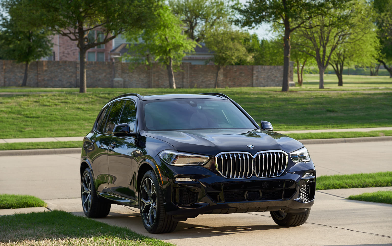 Name:  2019_BMW_X5_xDrive_ 27.jpg
Views: 4553
Size:  261.8 KB